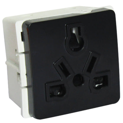 International Socket Outlet - White/Black