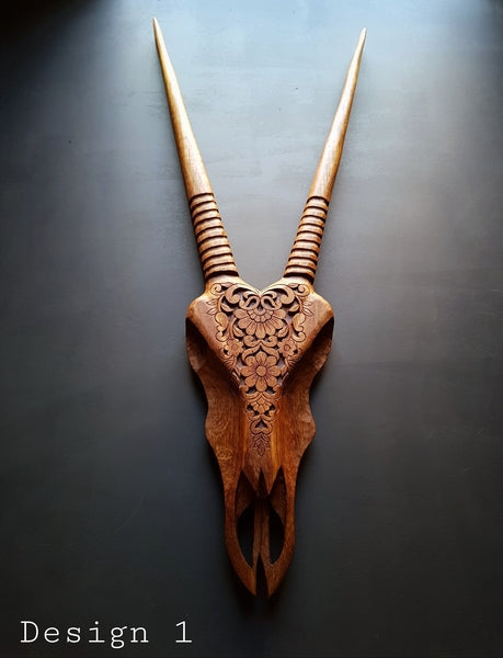 GEMSBOK WALL DECOR