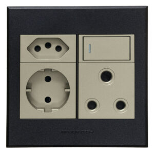 Veti 3 - Round 2 Pin Plug Wall Socket