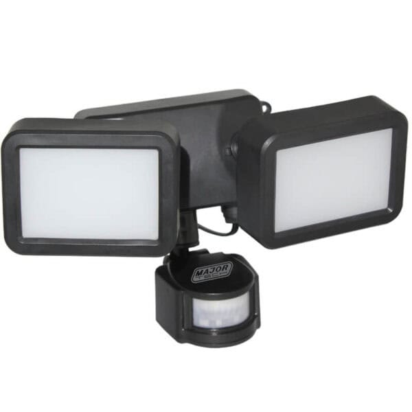 8W Solar LED Floodlight with PIR - Image 2