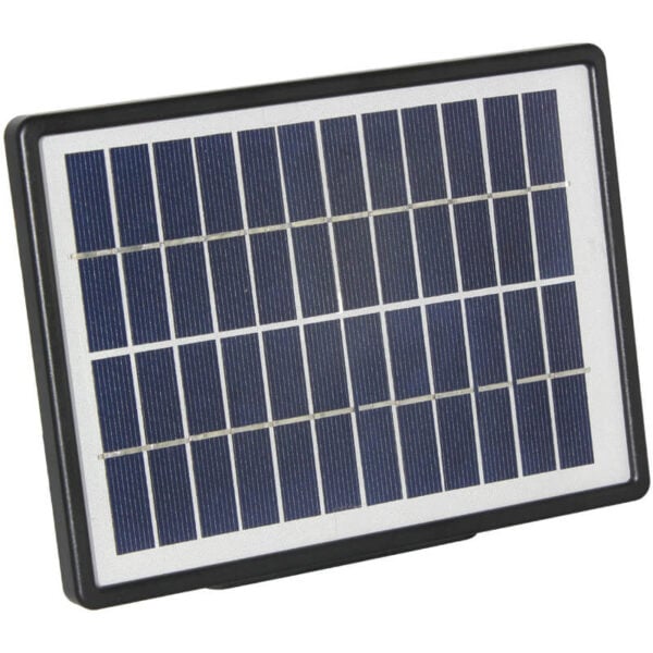 8W Solar LED Floodlight with PIR - Image 3