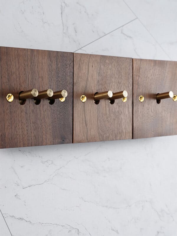 Wood - Maple Wood with Gold Toggle - Image 2