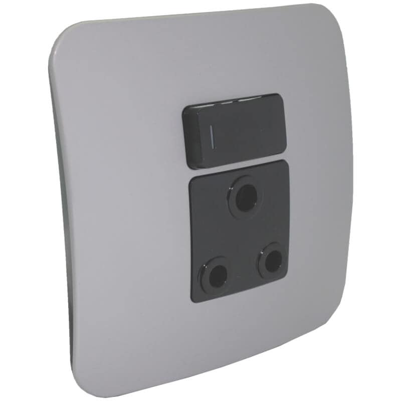 Single Switched Wall Socket - Image 3
