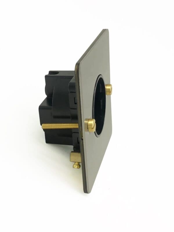 Detailed - Silver and Brass - EU Socket - Image 2