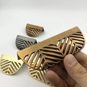 Brass Leaf Shape Handle #202340